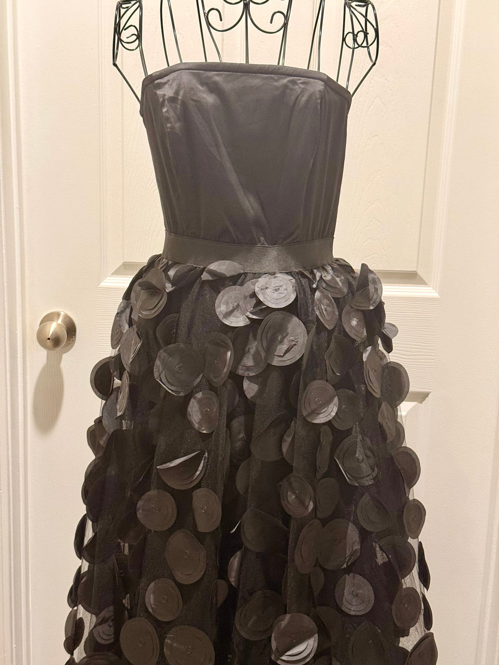Black cocktail size Medium